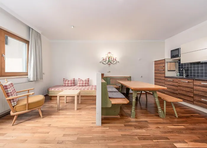 Alpina Apartman *